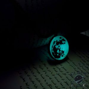 گردنبند شب تاب ماه سایز بزرگ